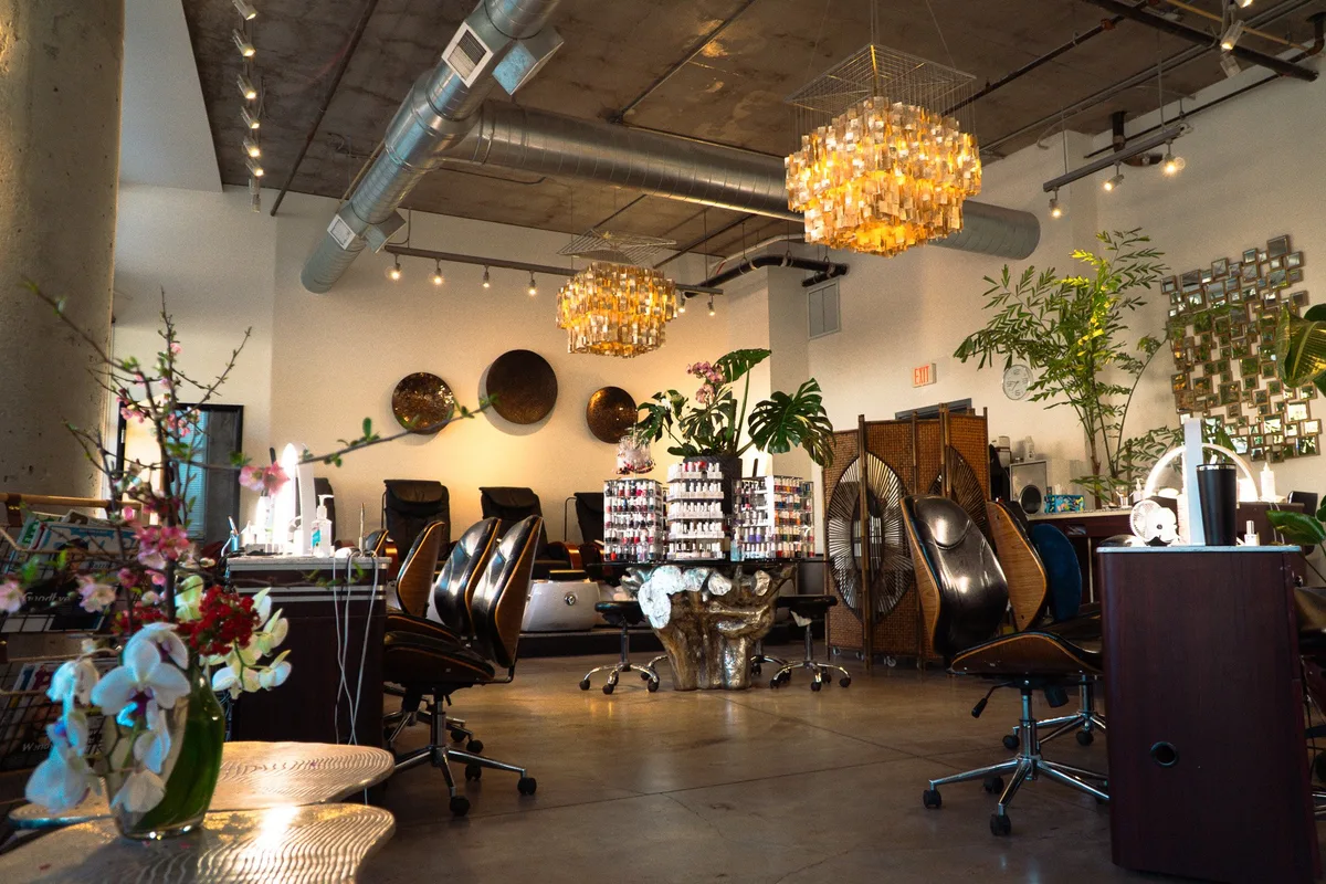 Fingers & Toes Salon